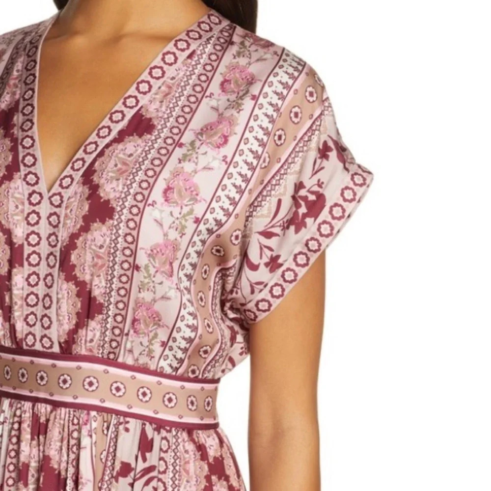 Gal Meets Glam Liza Print Charmeuse Midi Dress - Picture 3 of 9
